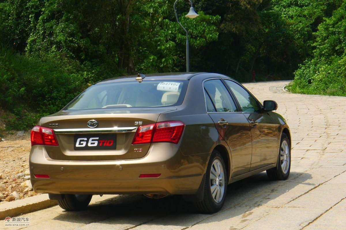 BYD g6