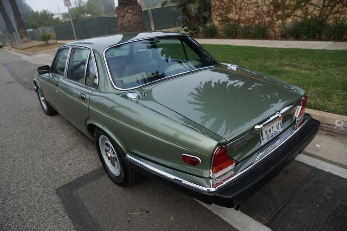 Jaguar xj6 1985