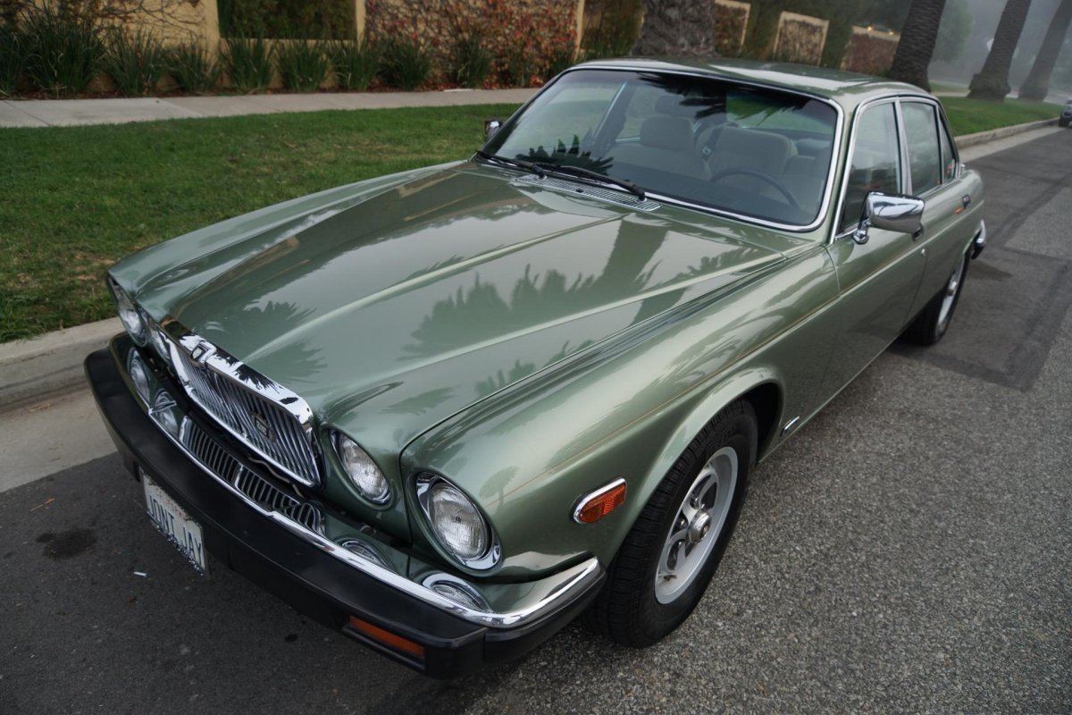 Jaguar xj6 1985