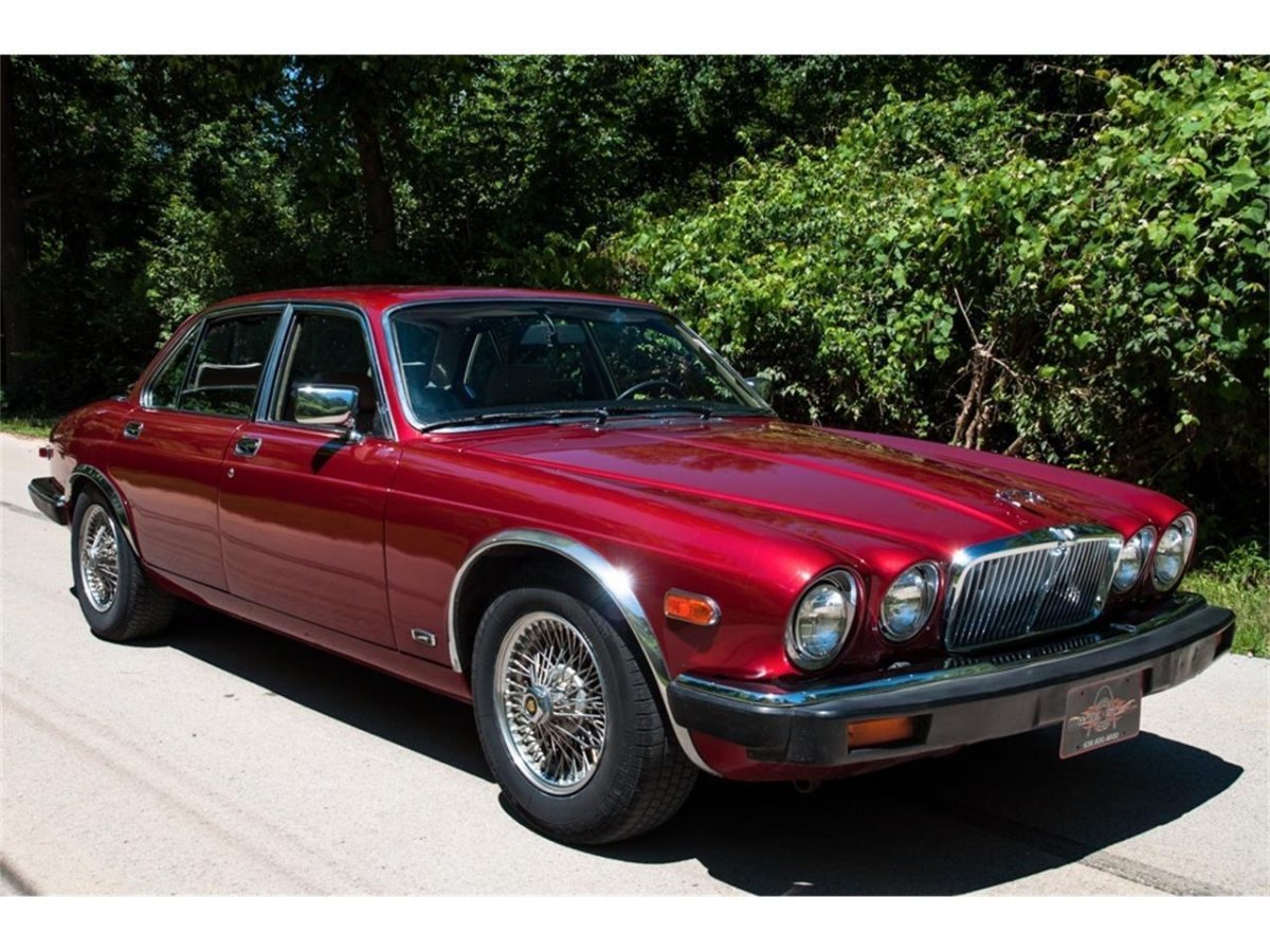 Jaguar xj6