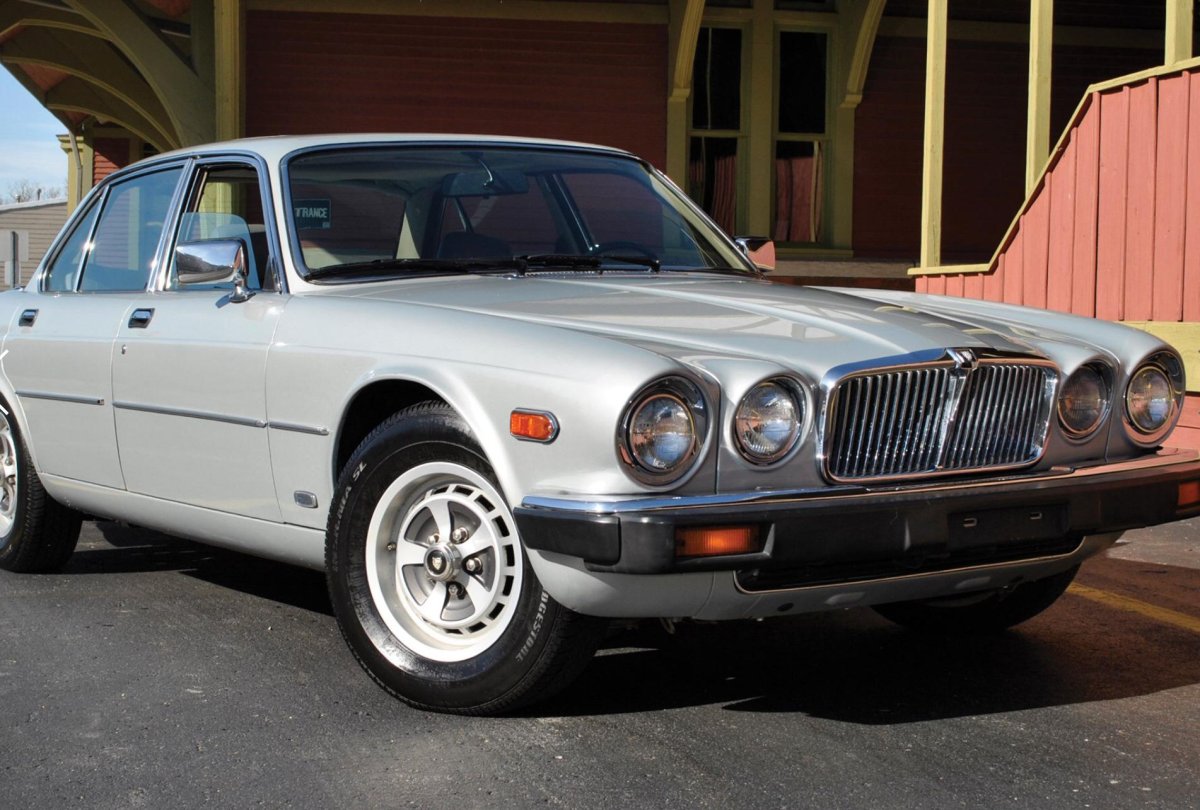 Jaguar xj6