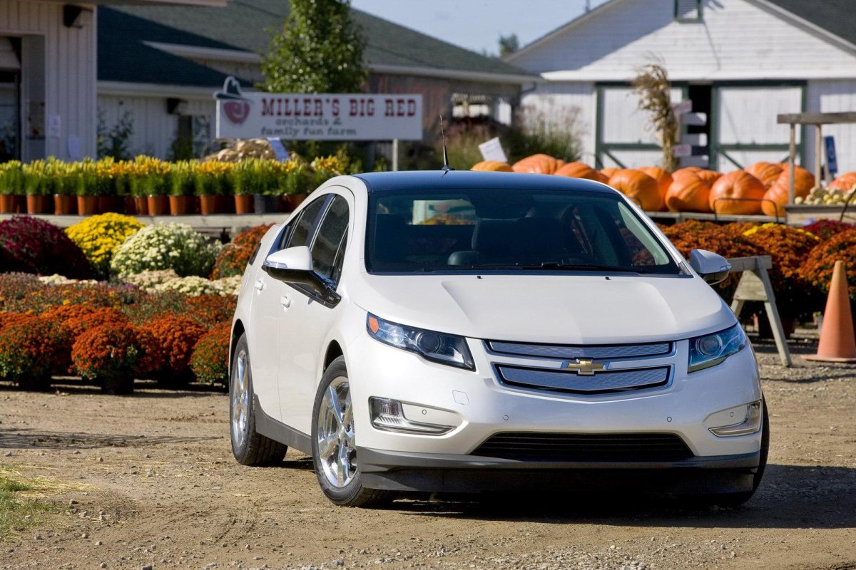 Chevrolet Volt электромобиль