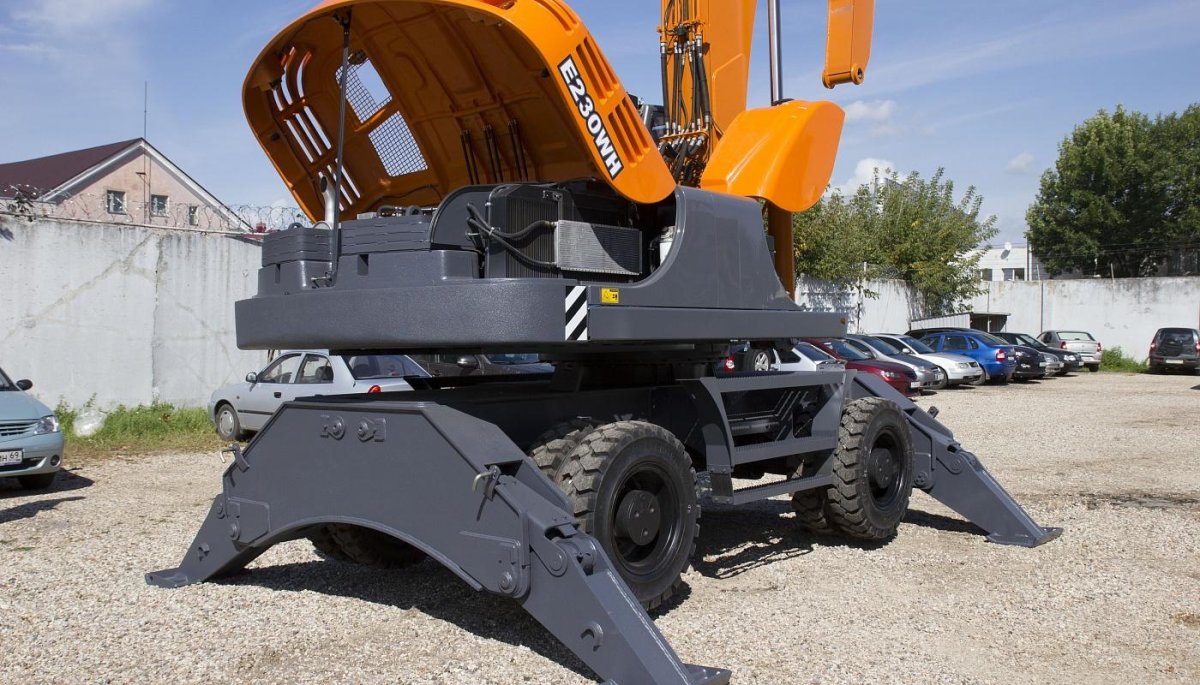 Экскаватор-перегружатель колесный e230wh