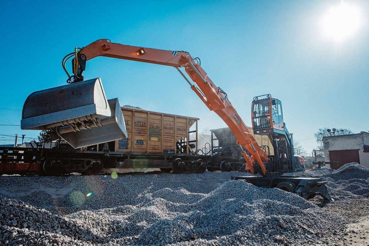 Перегружатель е 230