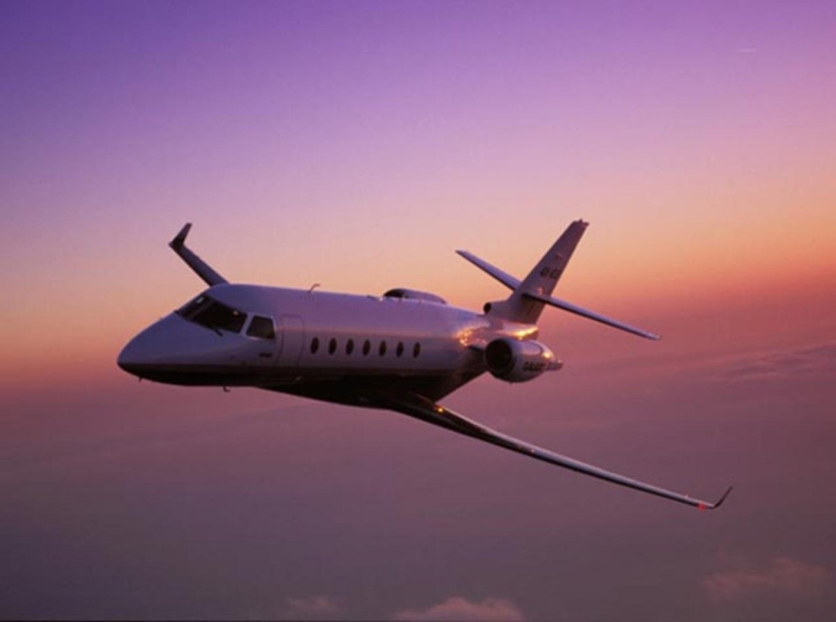 Самолет Гольфстрим g200