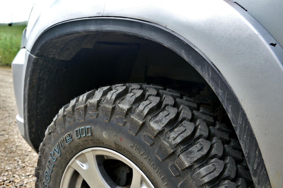 Шевроле Нива на резине 215/75-15