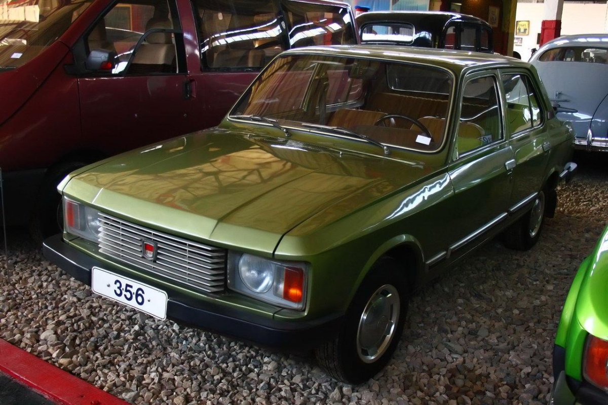 Авто Москвич 3