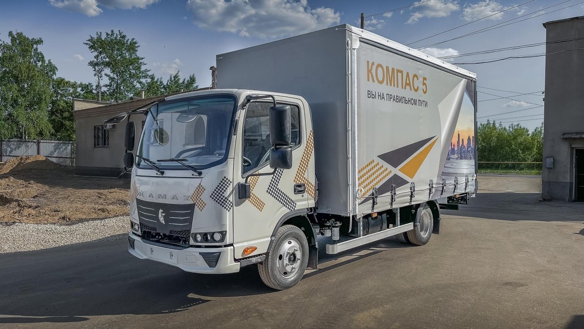 КАМАЗ компас 5