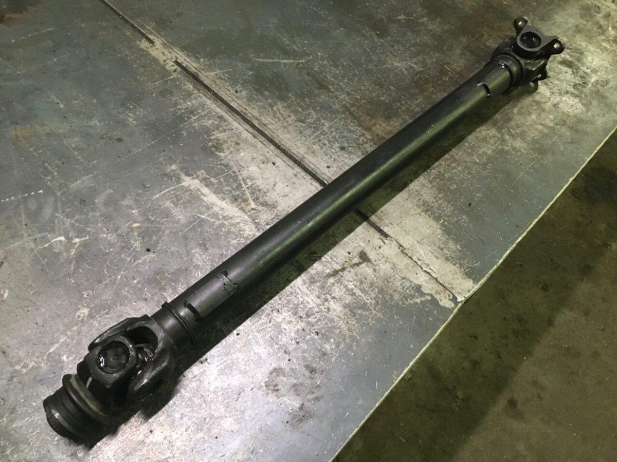 Карданный вал 41218072