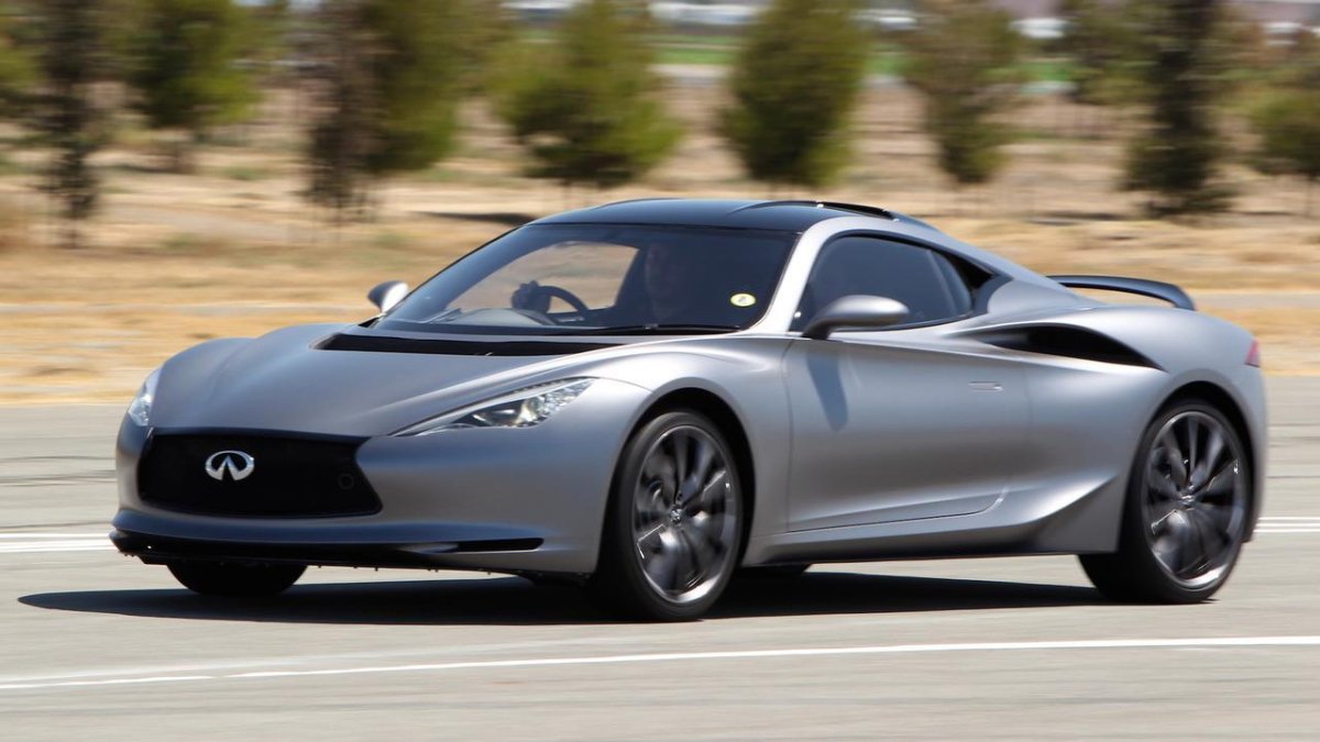 Инфинити Emerg e