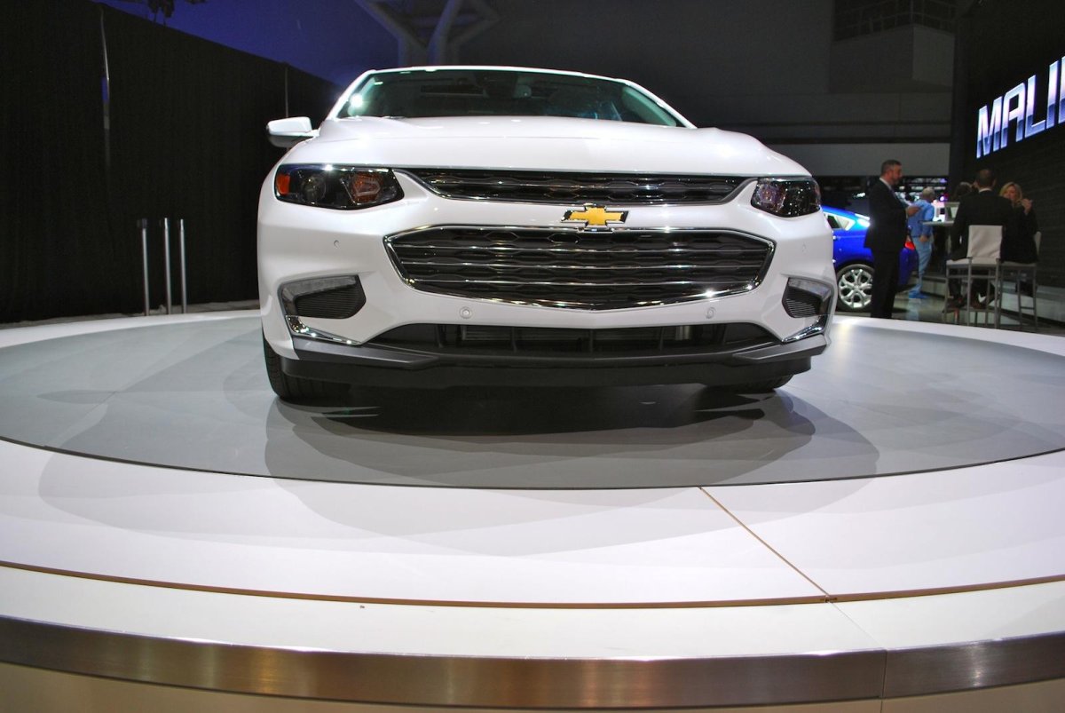 Шевроле Малибу 2016