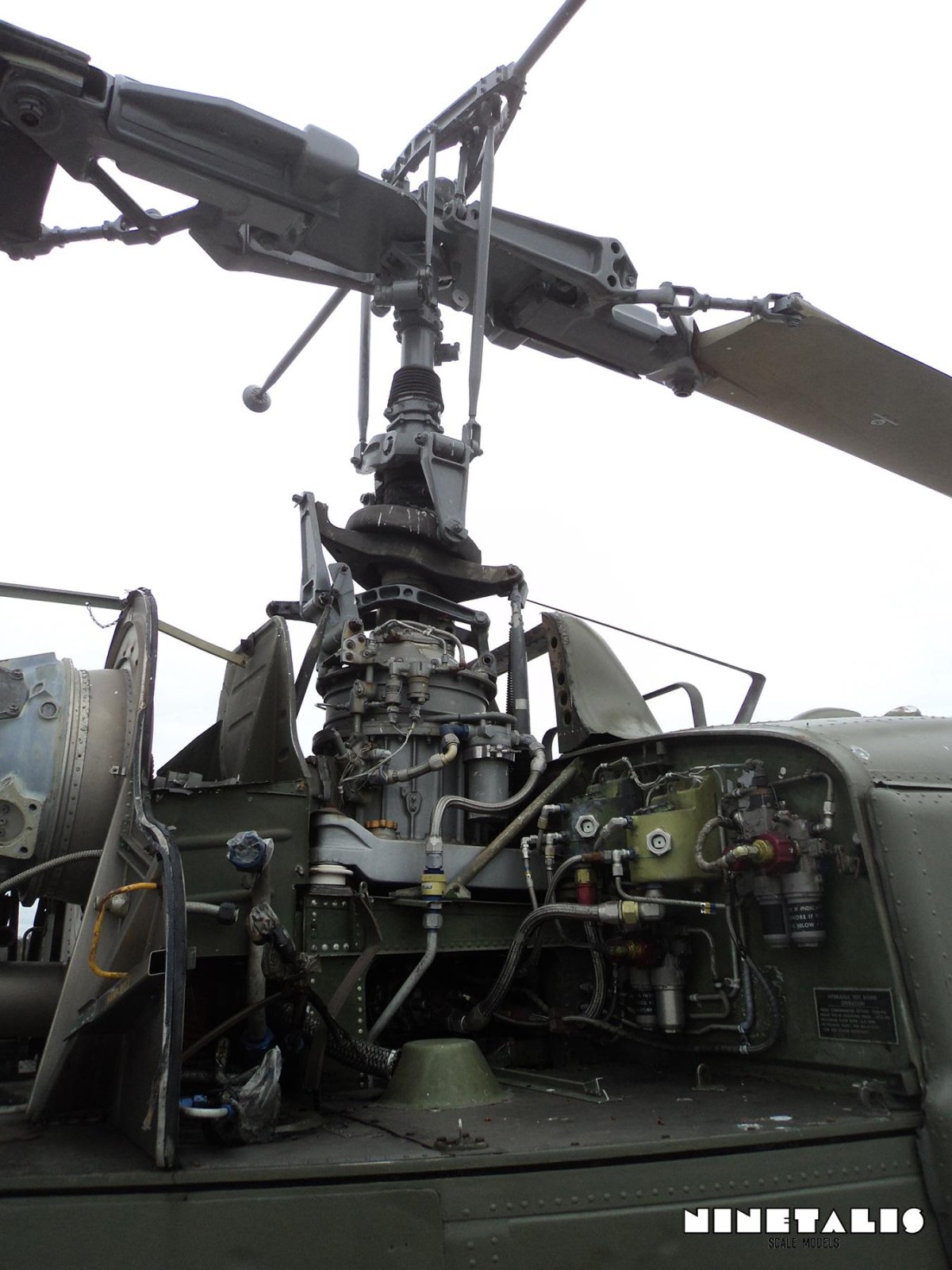 Bell uh-1 Iroquois автомат перекоса