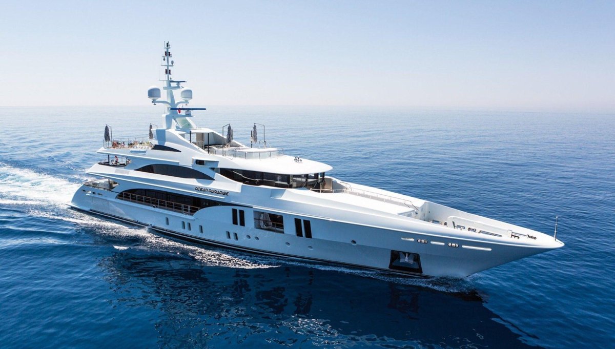 Стальная моторная яхта «Борей-24»