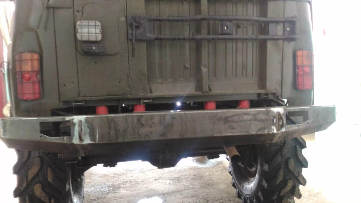 Бампер УАЗ-469 задний