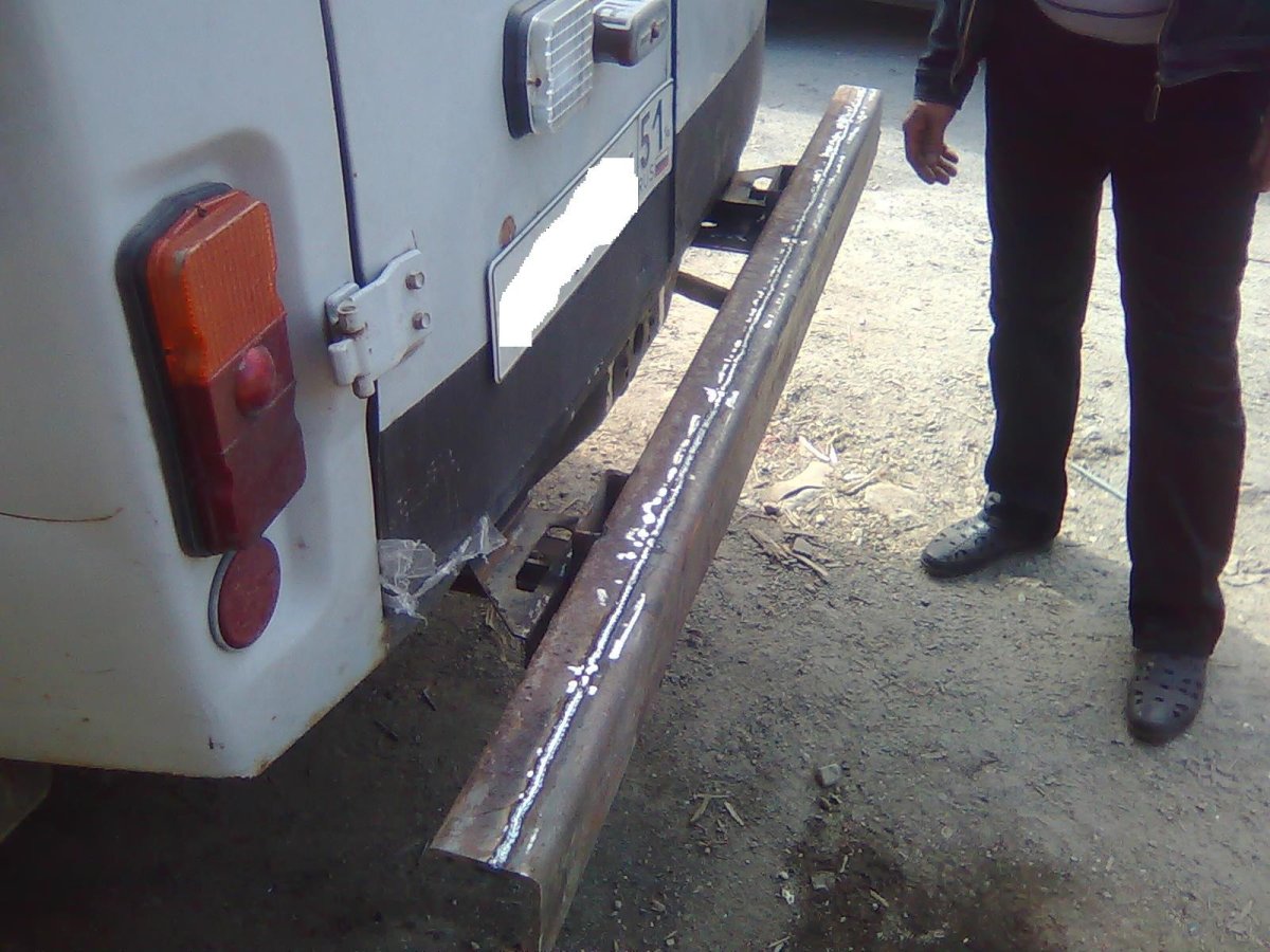 Задний бампер УАЗ 469 из швеллера