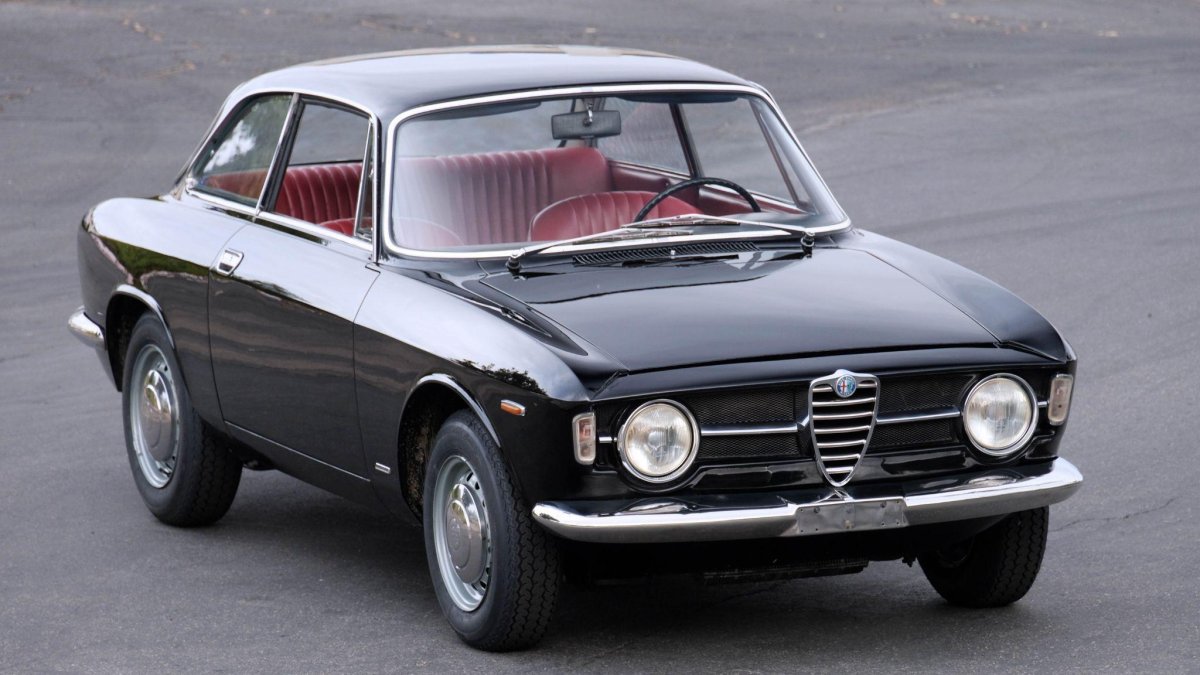 Alfa Romeo Giulia gt 1300 Junior