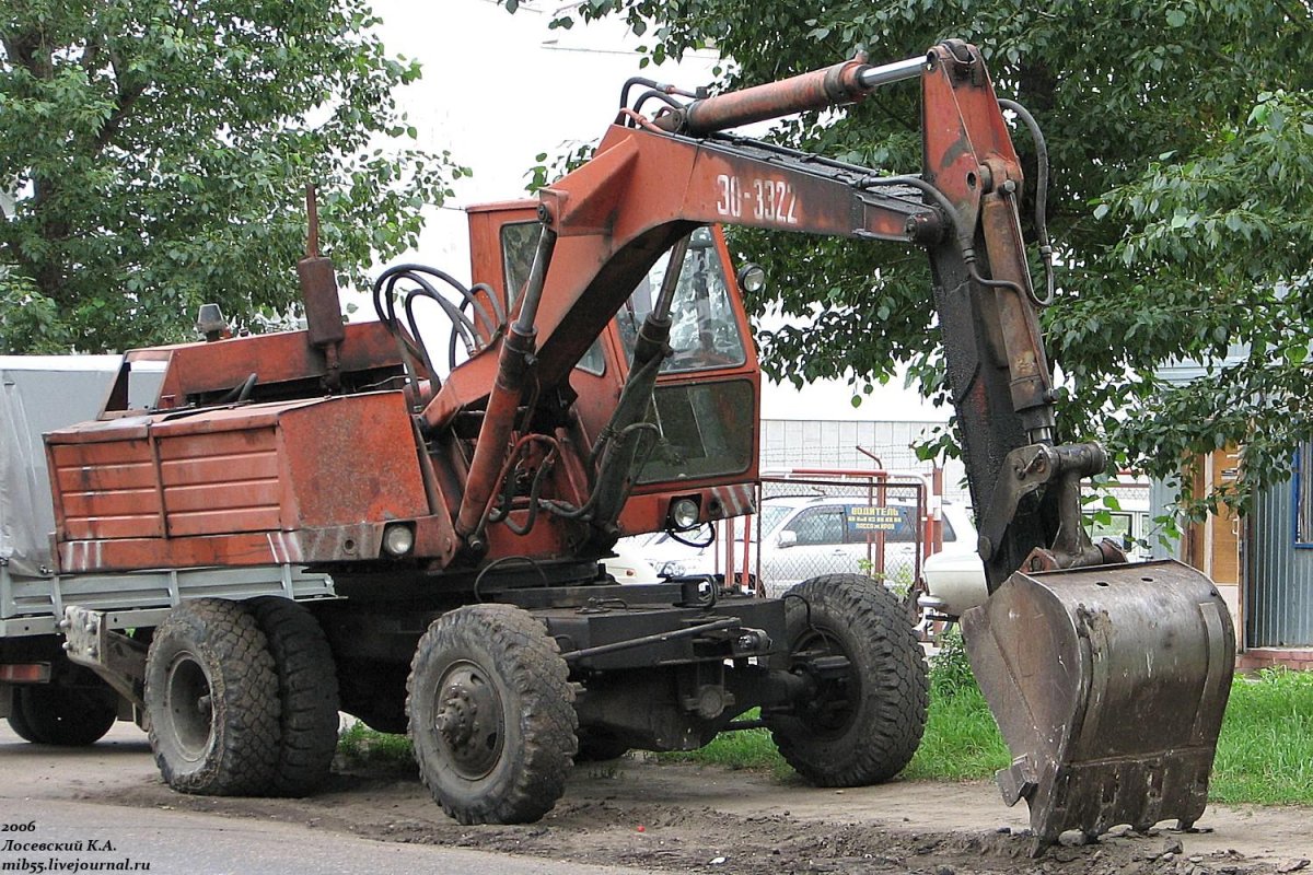 Экскаватор ЭО-3322б