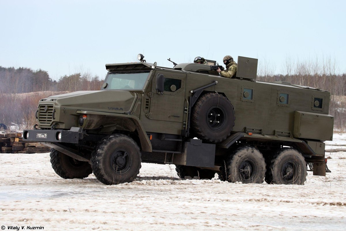 Урал 4320 ВВ бронированный