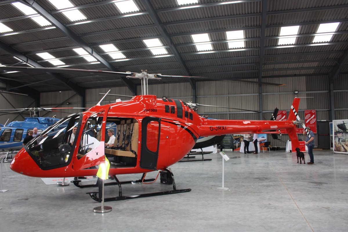 Bell 505 вертолет