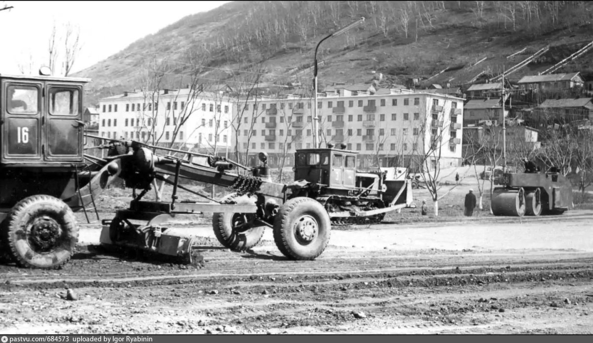 Автогрейдер д-465