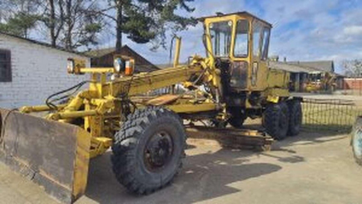 Грейдер ДЗ 143