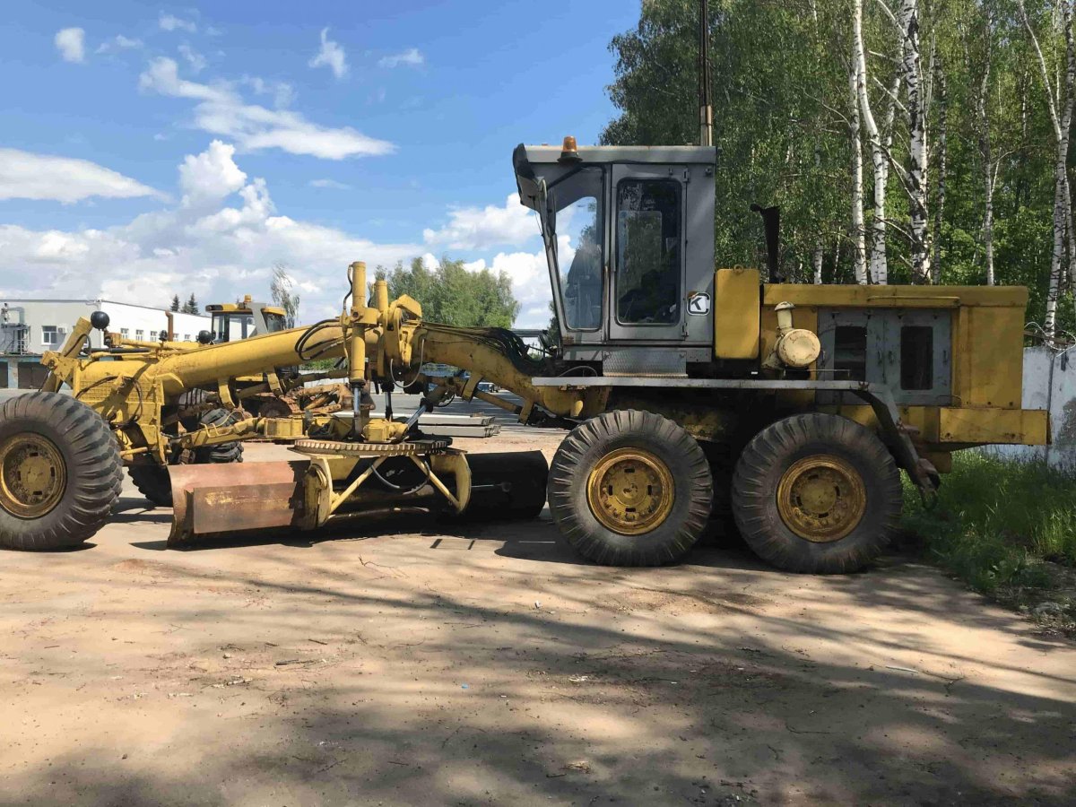 Автогрейдер ДЗ-98