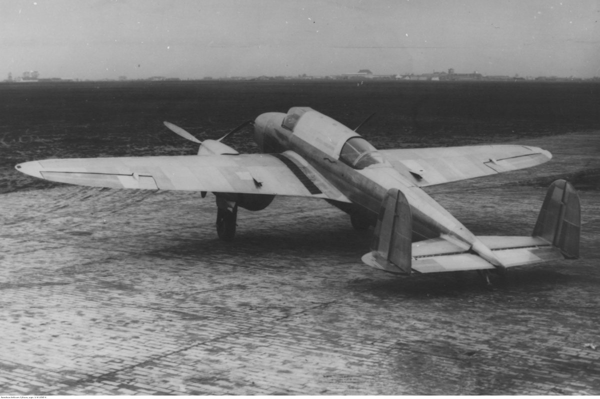 PZL P-38 Wilk