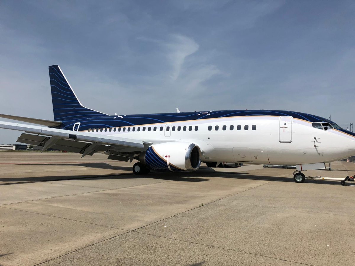 Боинг 737 500 бизнес Джет