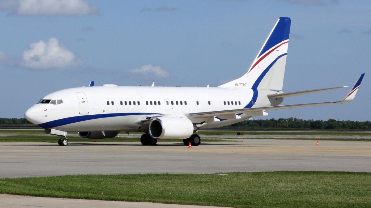 Boeing Business Jet bbj1