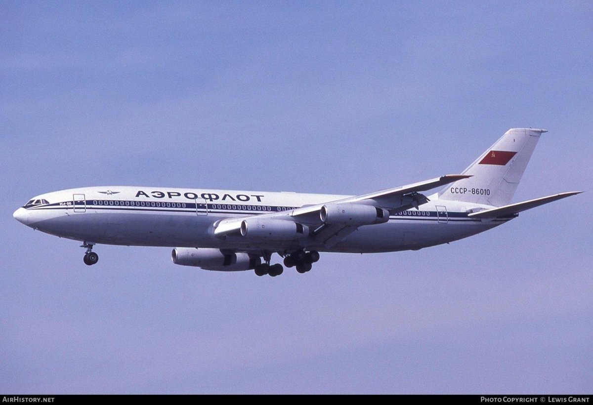 Широкофюзеляжный самолет ил 86