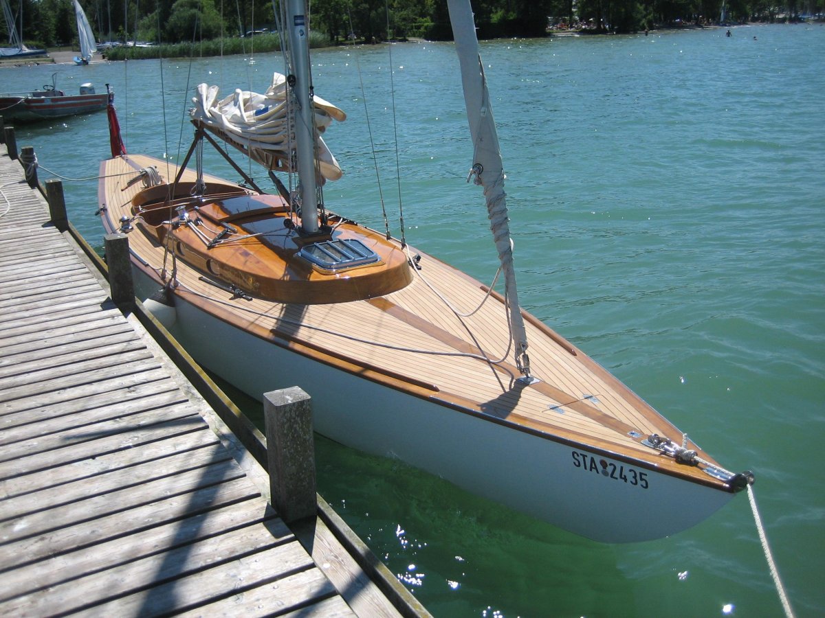 Парусная яхта спирит 111