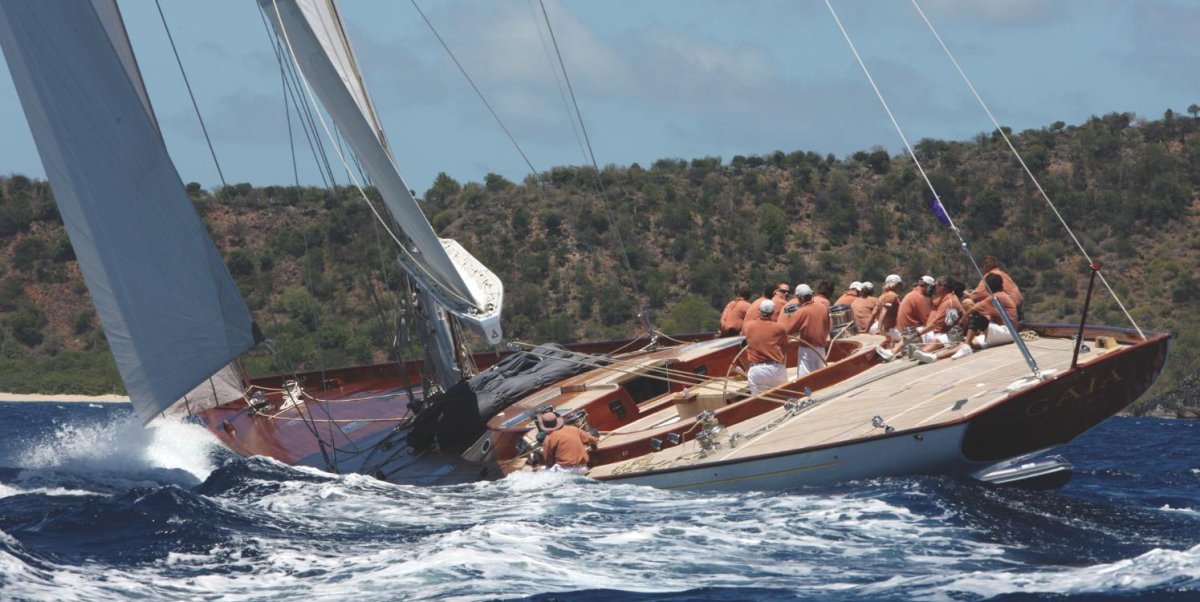 Парусная яхта спирит 111