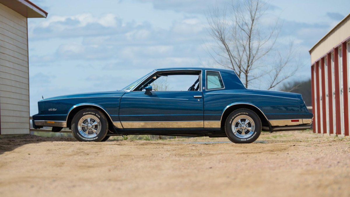 Chevrolet Monte Carlo 81