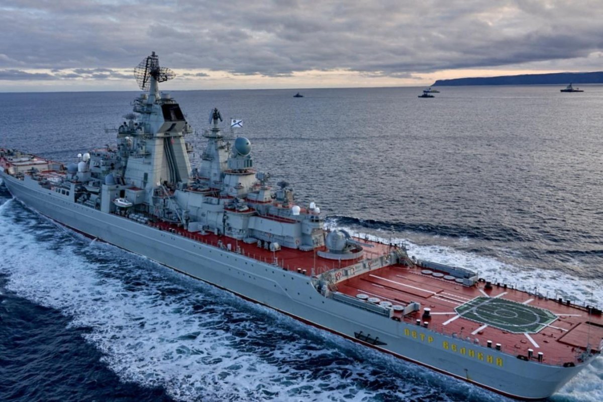 Ракетный крейсер Петр Великий