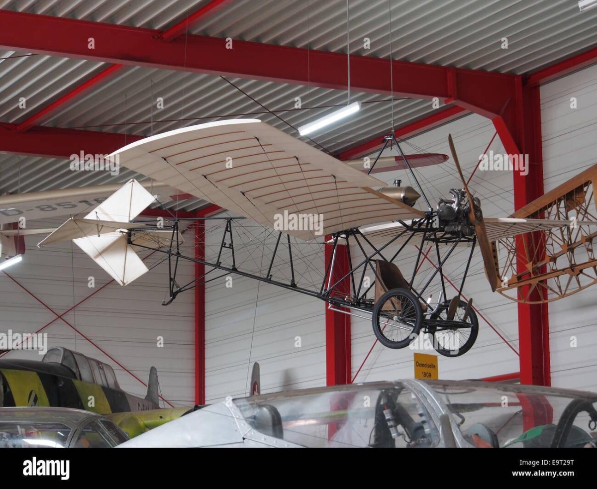 Сантос Дюмон Демуазель