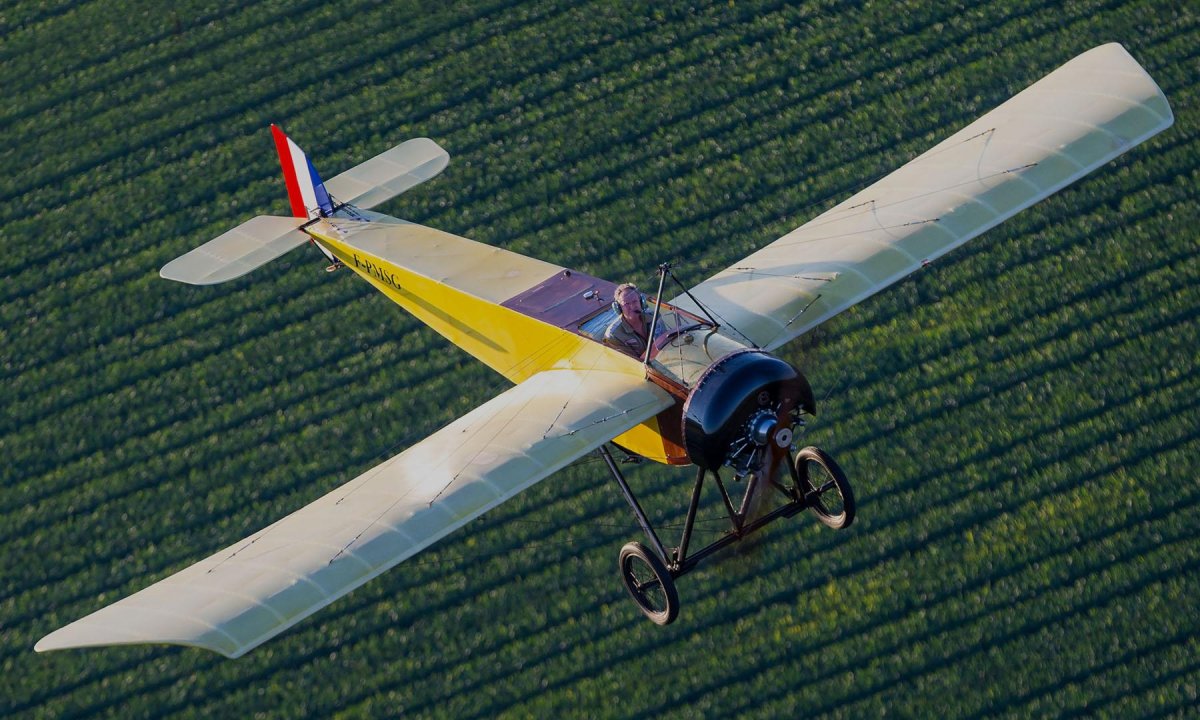 Моран Солнье парасоль