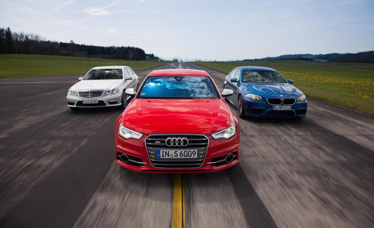 3 Мерседес и Ауди