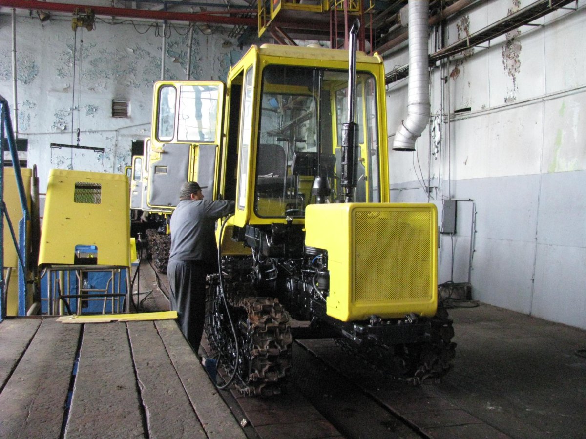 КТЗ 70 трактор