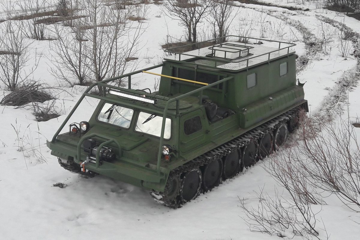 Гусеничный тягач ГАЗ-34039