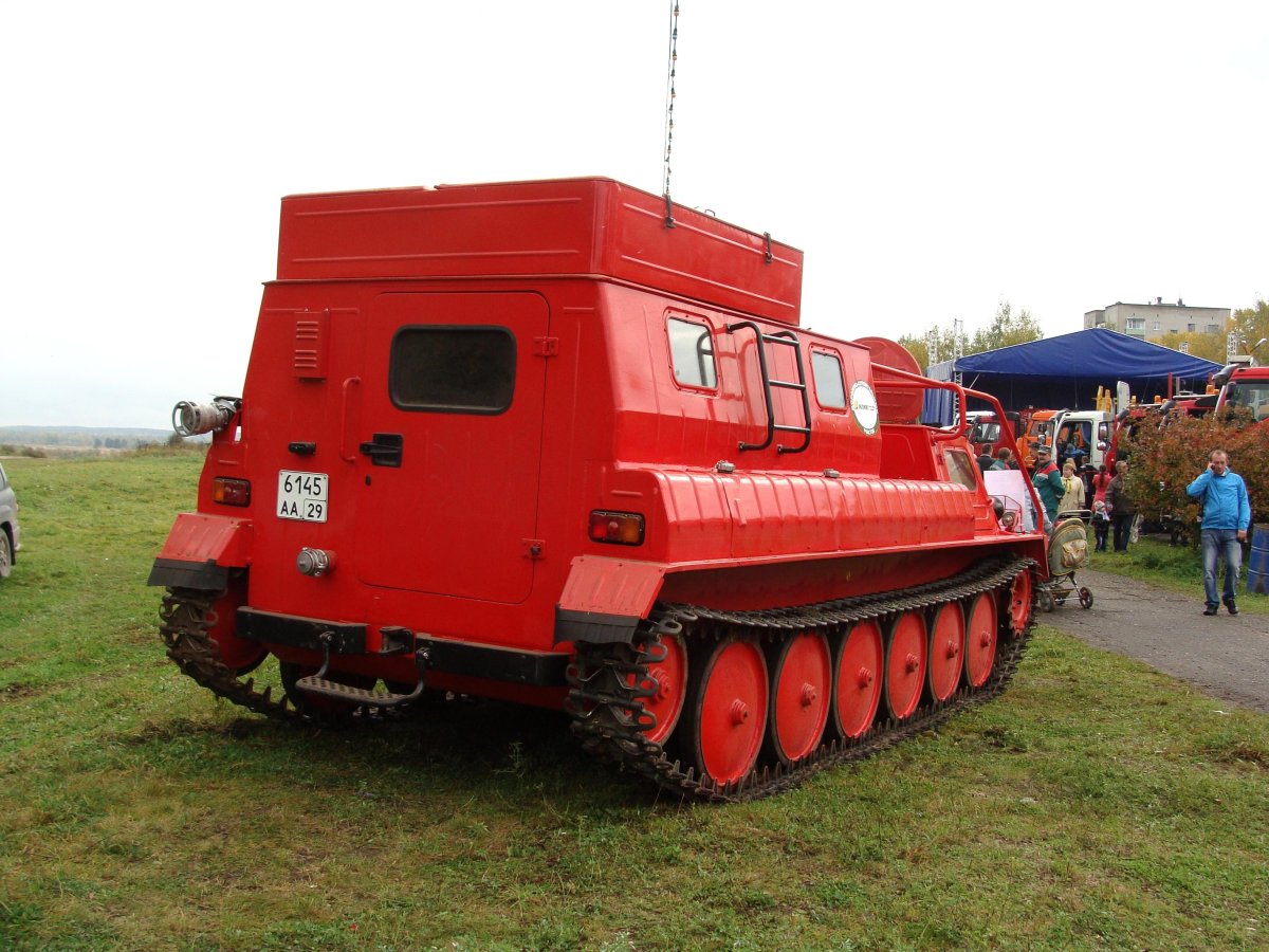 Гусеничный вездеход ГАЗ 34039