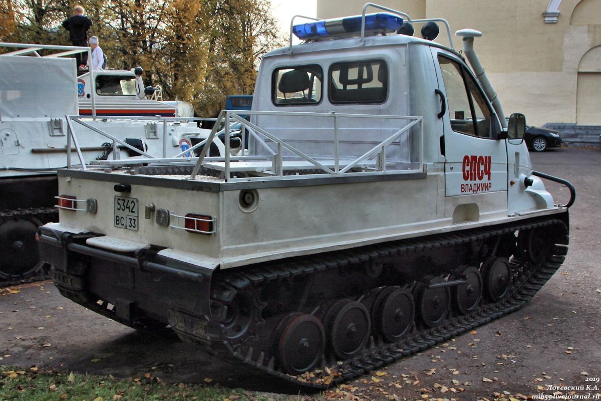 Снегоболотоход ГАЗ-3409 Бобр