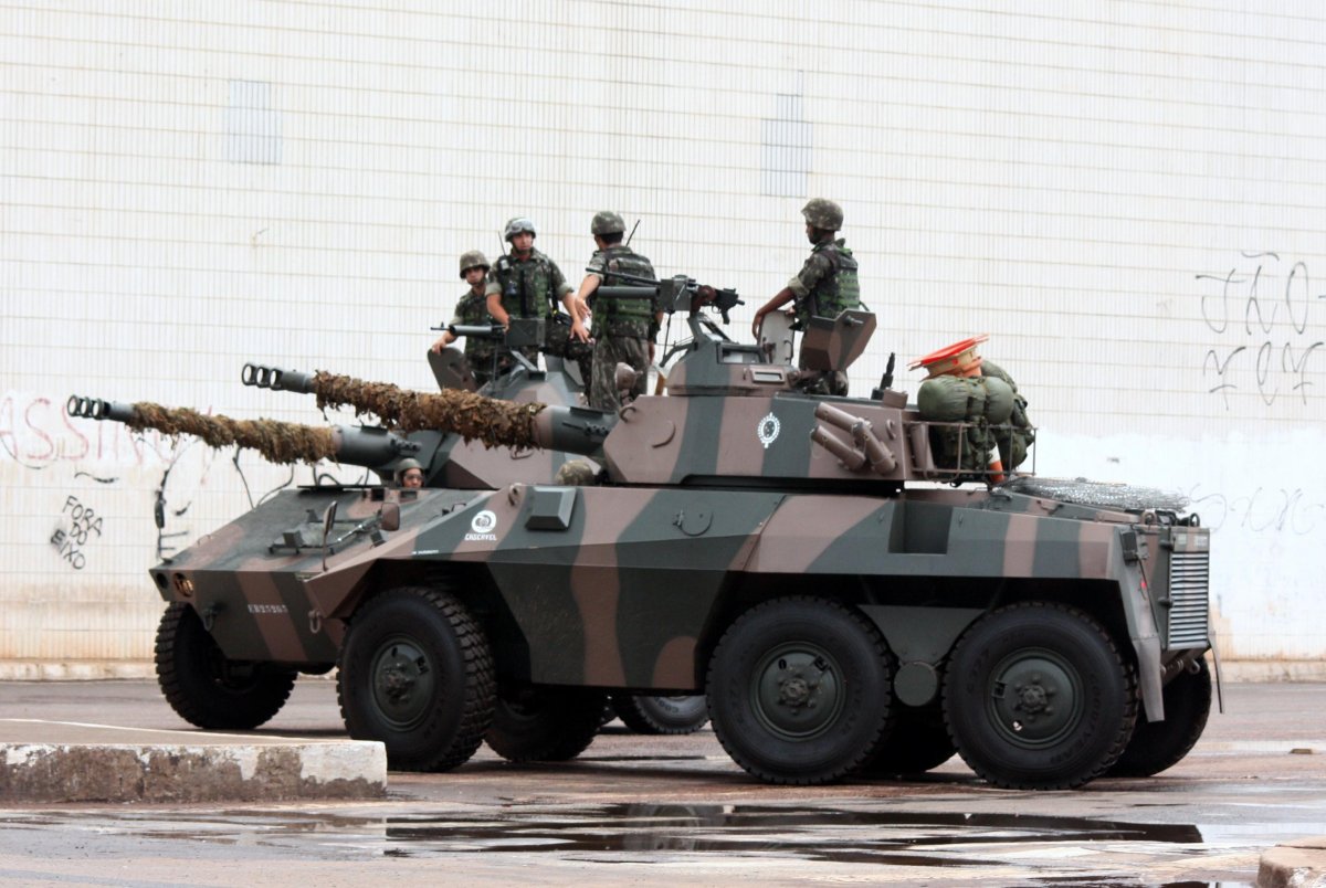 БТР ее-9 Каскавел