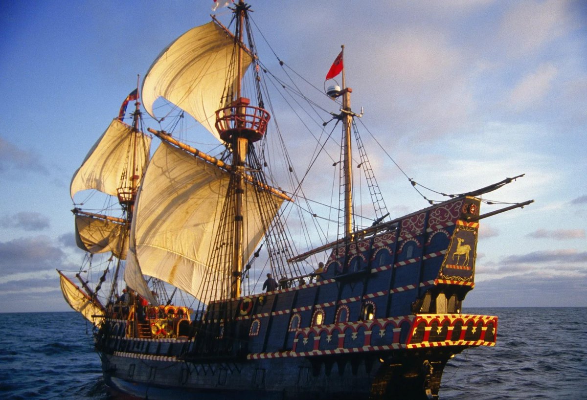 Золотая Лань корабль Дрейка