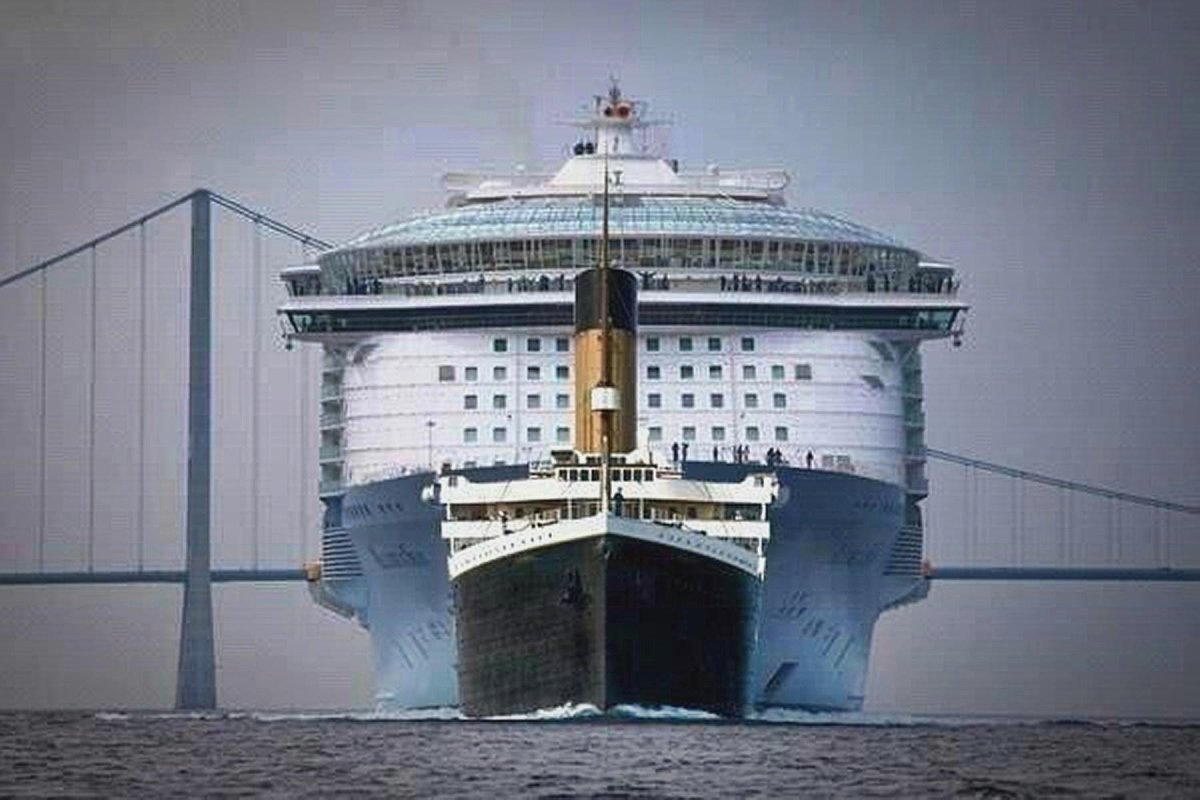 Oasis of the Seas и Титаник