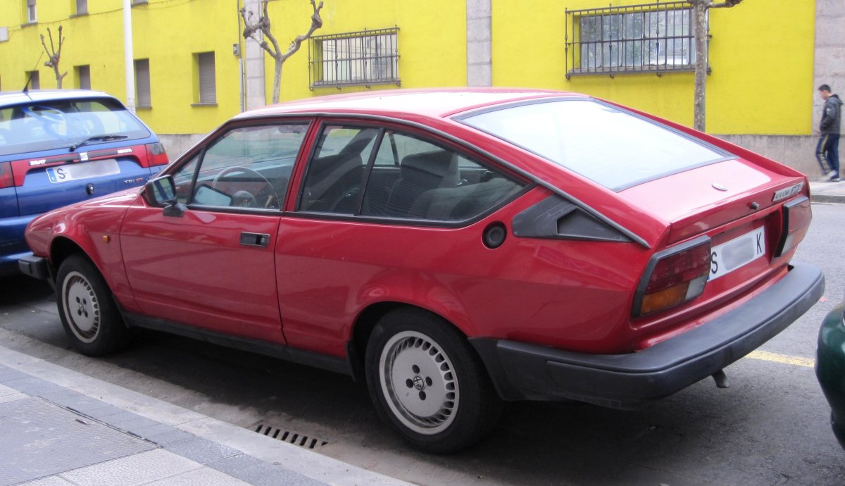Альфа Ромео 1982