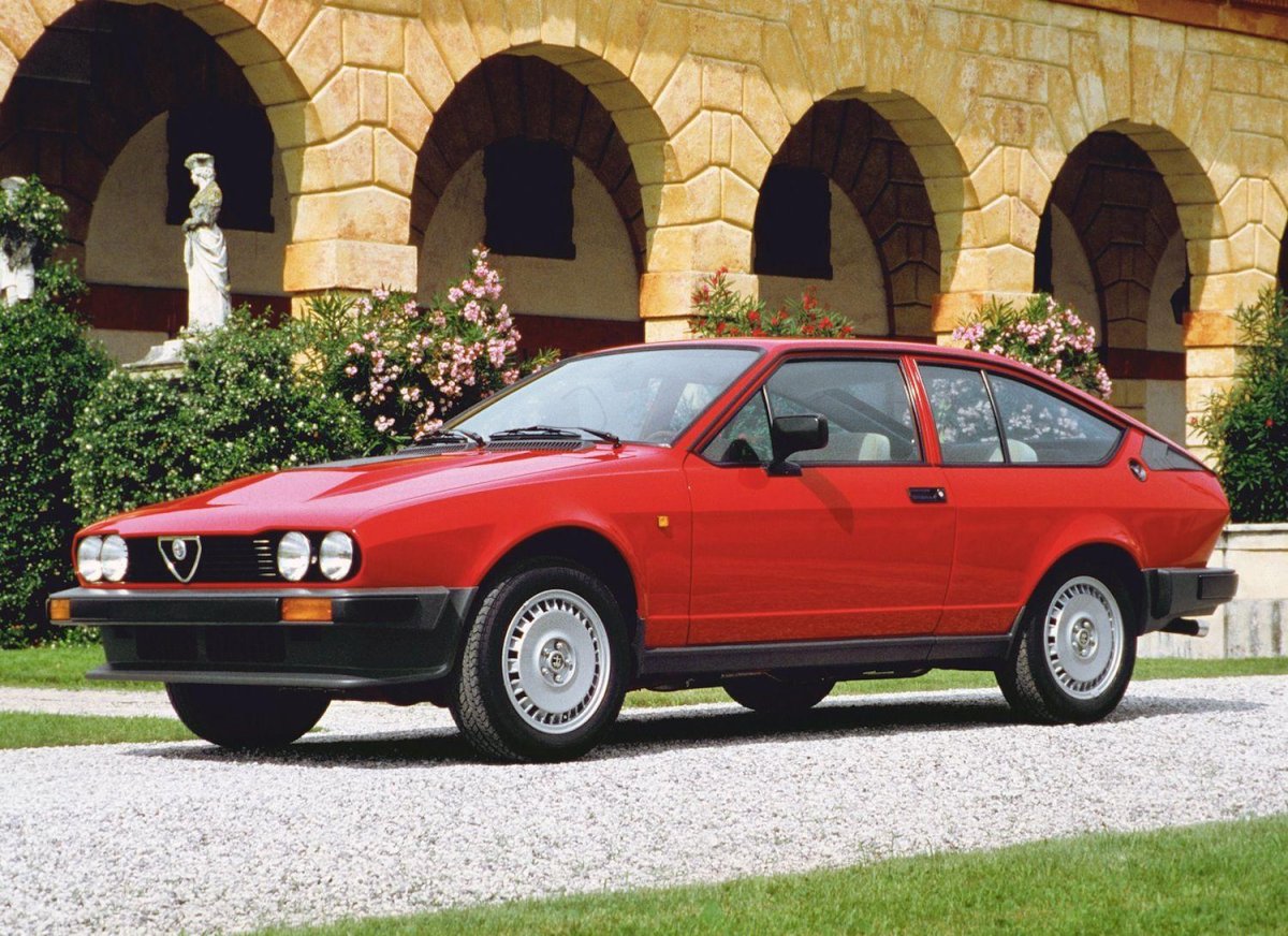 Alfa Romeo gtv6