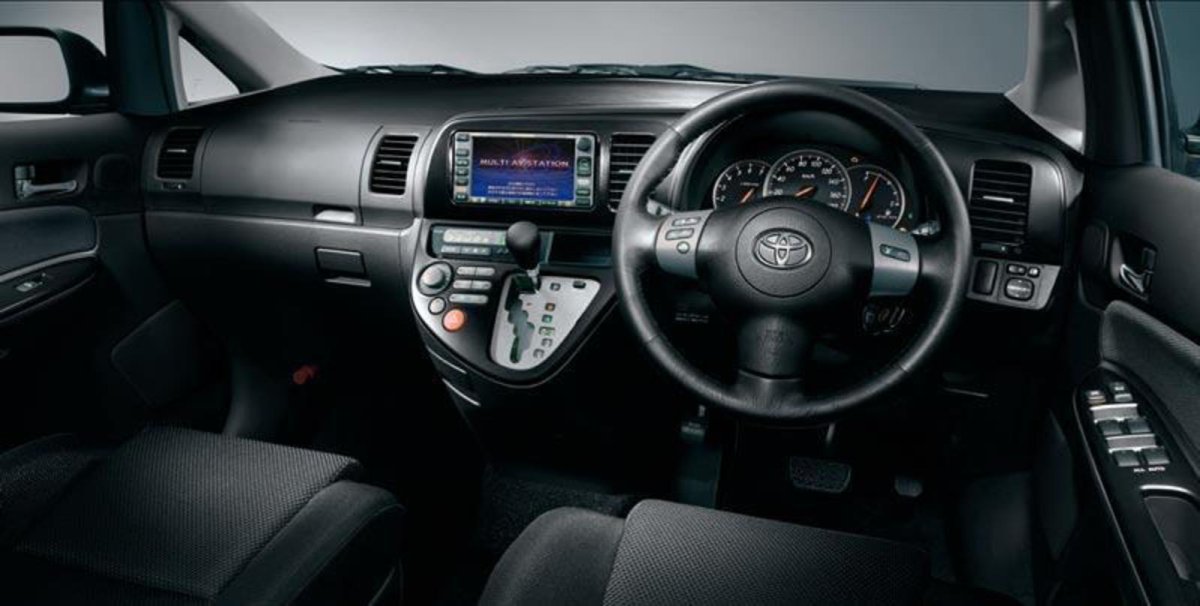 Toyota Wish 2012 Interior