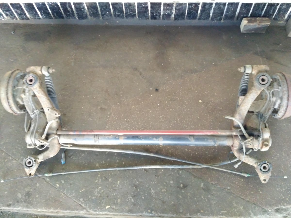 Peugeot 206 задняя балка