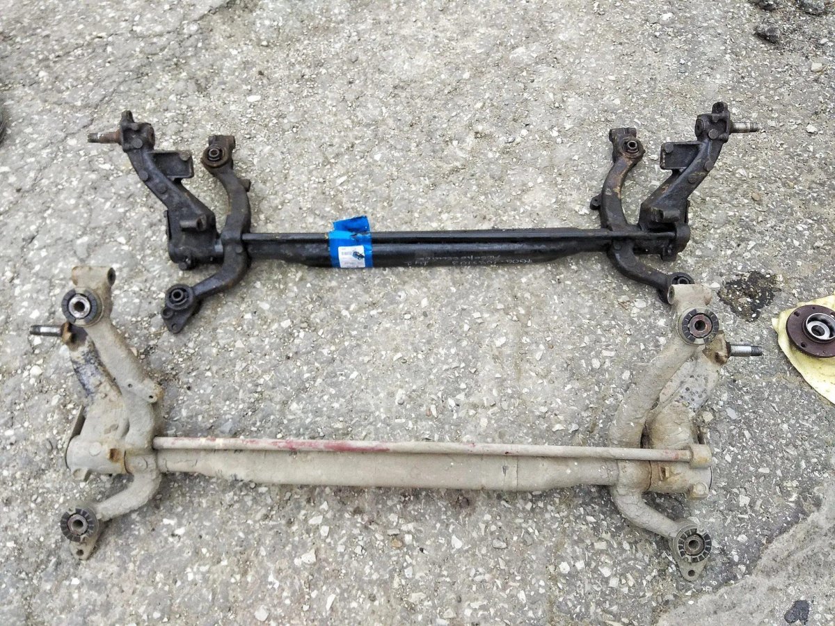 Балка Пежо 206