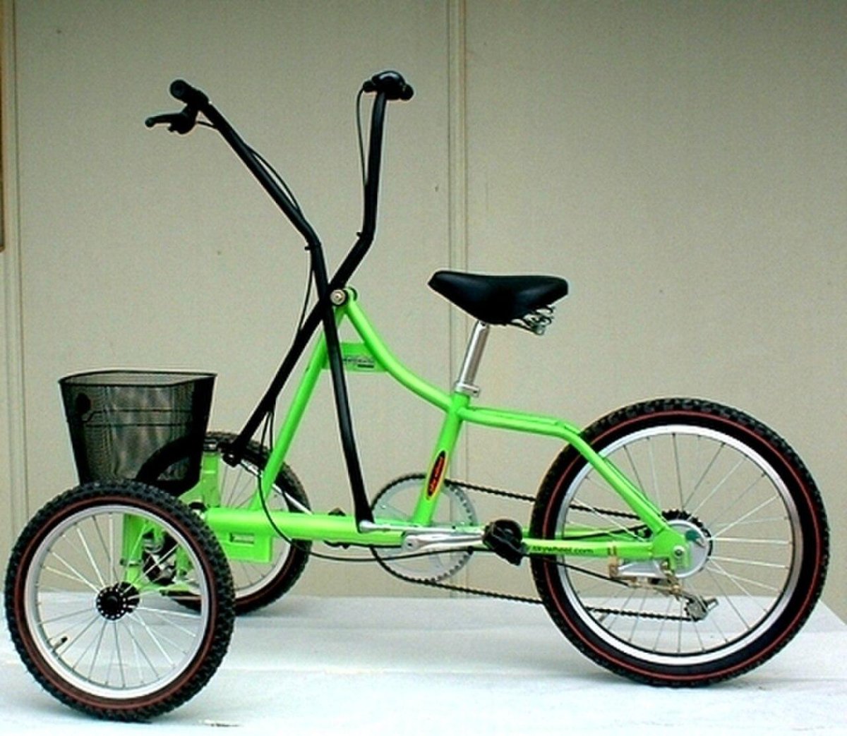 Велосипед с механическим приводом